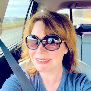 Meet your Posher, Paige